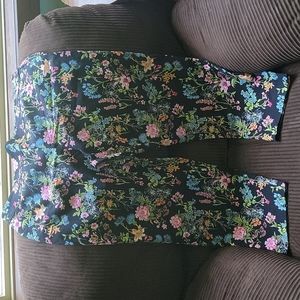 Floral capris
